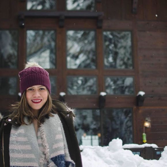 Meet your Posher, Sheena - Picture 1 of 1